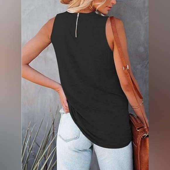 Halter - Picture 2 of 2